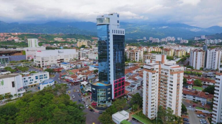 Cuál es el lema del Hotel Roseliere en Bucaramanga